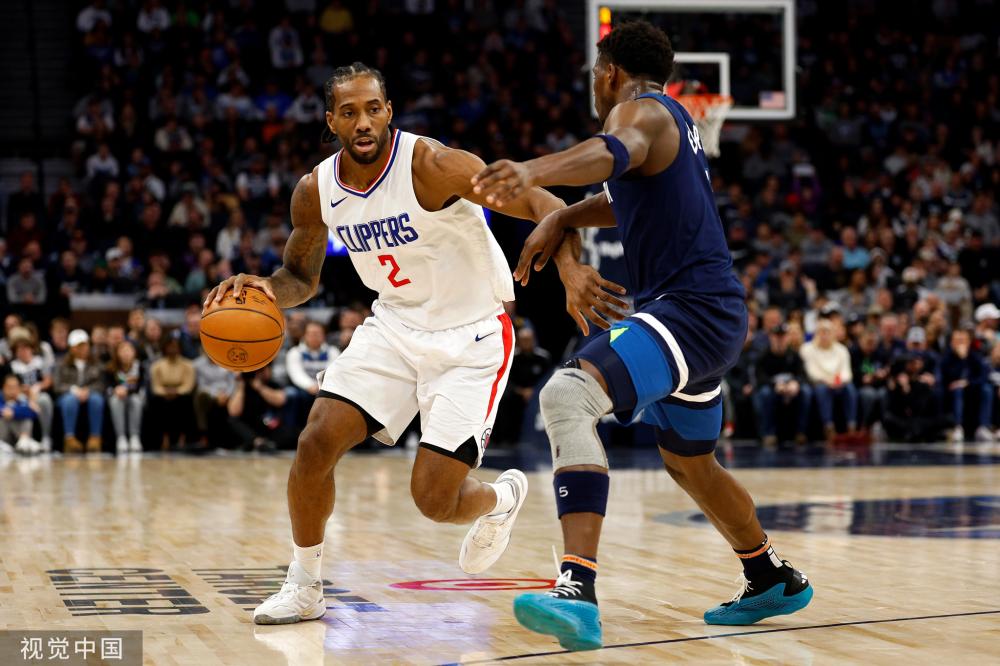 方面都展现 方面都展现