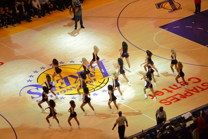 广东防守悍 广东防守悍