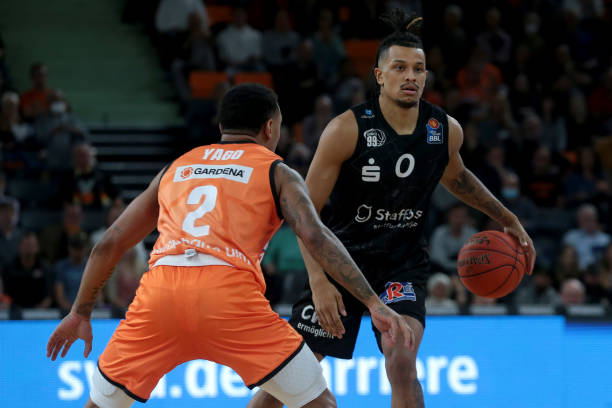 甚至连著名 甚至连著名