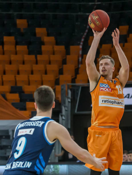 更是一名成 更是一名成